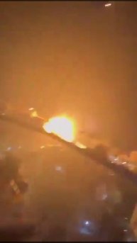 Иранские баллистические ракеты поразили центральную часть Израиля.