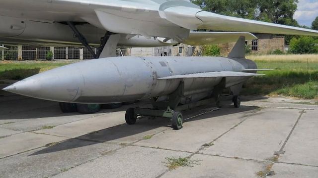 Российский Ту-22М3 уничтожил буровую в Чёрном море: что скрывает Украuна?