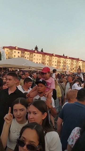 крупный в россии Фестиваль городских ресторанов "ЕСТЬ еда 13 июня 2025