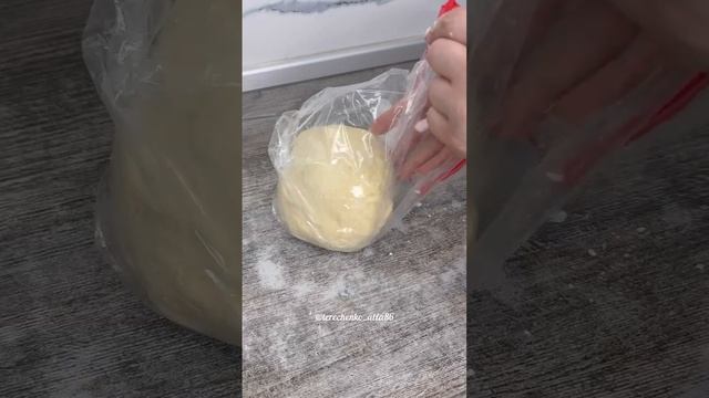 Самое лучшее тесто на манты , пельмени , вареники!!