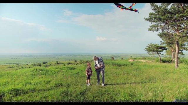 Путешествие, музыка и вы - что может быть лучше - Lost In Your Eyes -- HoliznaCC0 -- Lost