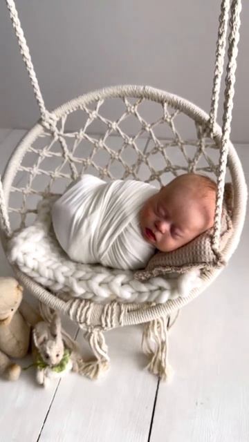 Кресло подвесное для фотосессии новорожденных - 3800 руб.#ньюборн #newborn #фотографноворожденных