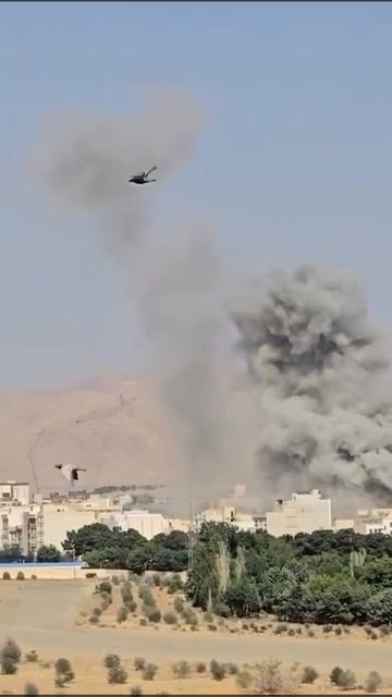 15-06-2025 Израильские СМИ сообщают, что ЦАХАЛ нанёс удар по штаб-квартире КСИР в Тегеране.