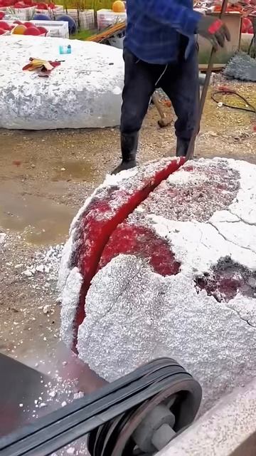 Cutting crystal stones #shorts