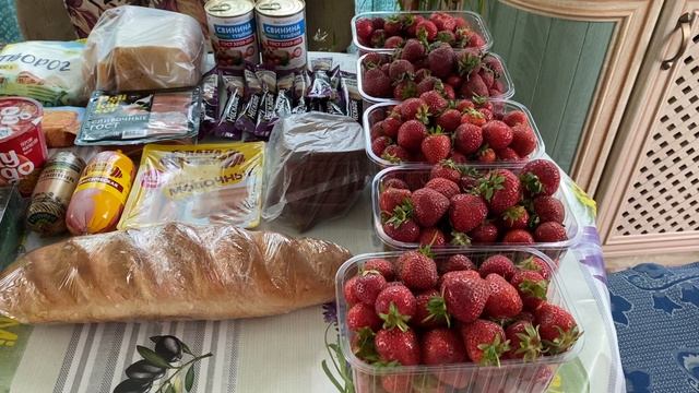 Покупки продуктов в Магните и на рынке🥖🧇🧀🥓🍓☕️