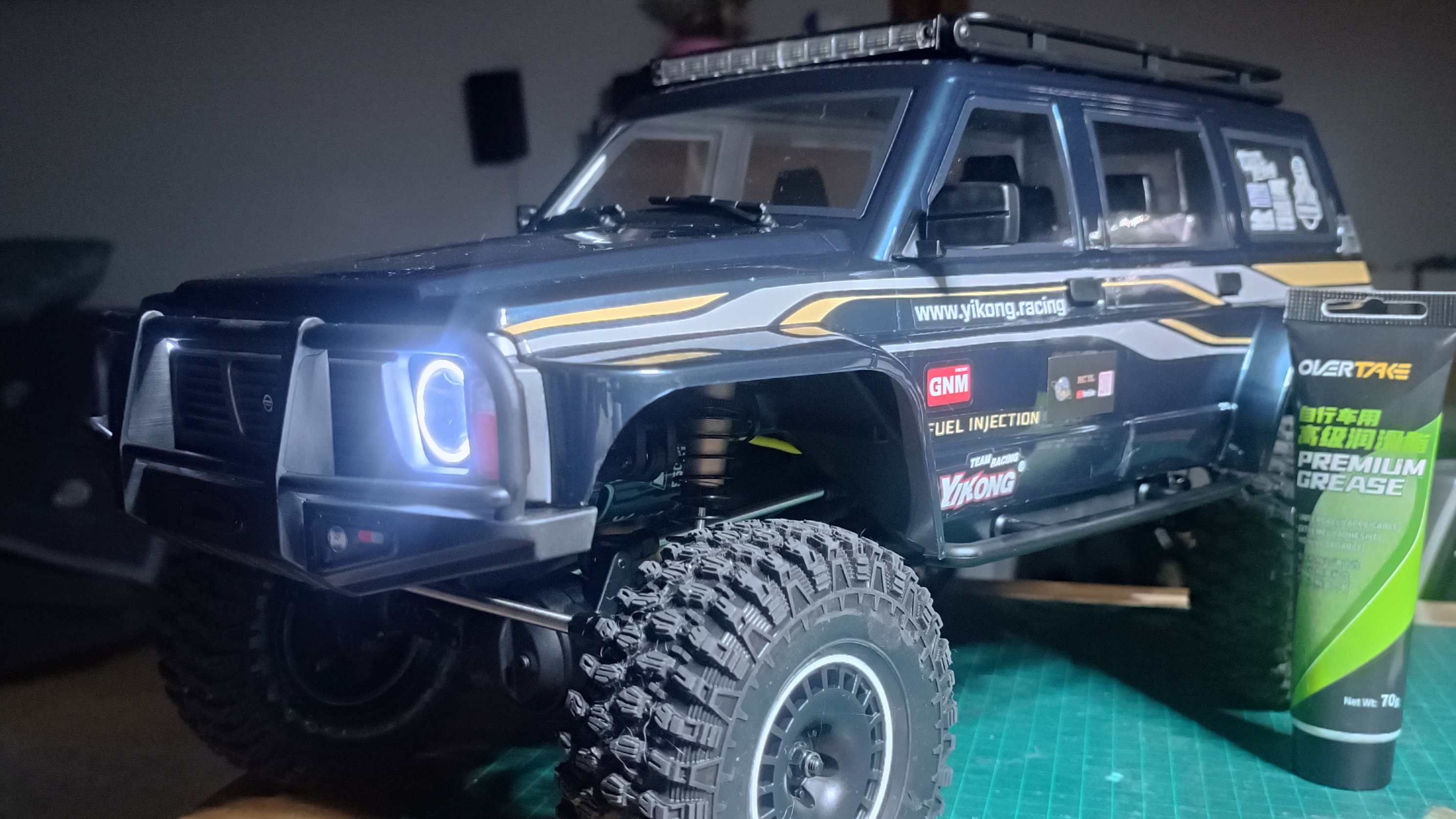 Yikong 4107 Nissan Patrol Y60 Rc