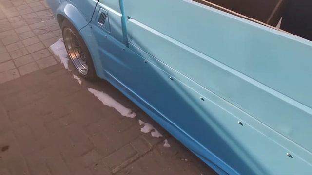 Крутая МАЛЫШКА - Машинка БОМБА