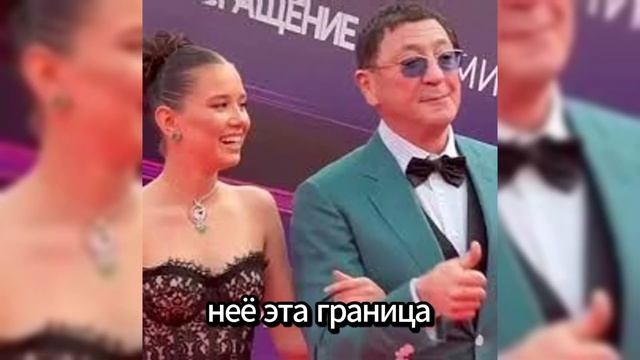 АВРОРА ВЗОРВАЛАСЬ! ЛЕПС С ДРУГОЙ НА ГЛАЗАХ У ВСЕХ! АВРОРА НЕ ПРОМОЛЧАЛА!