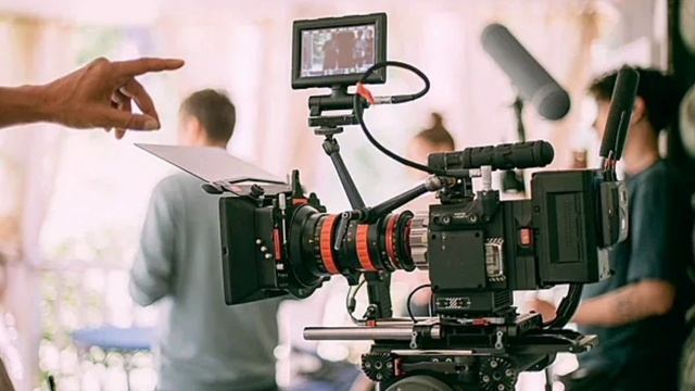 В России снимут сериал «Беременна в 16»!