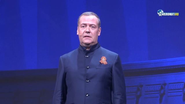 «Это может закончиться очень плохо»: Медведев — о последствиях конфликта с Германией