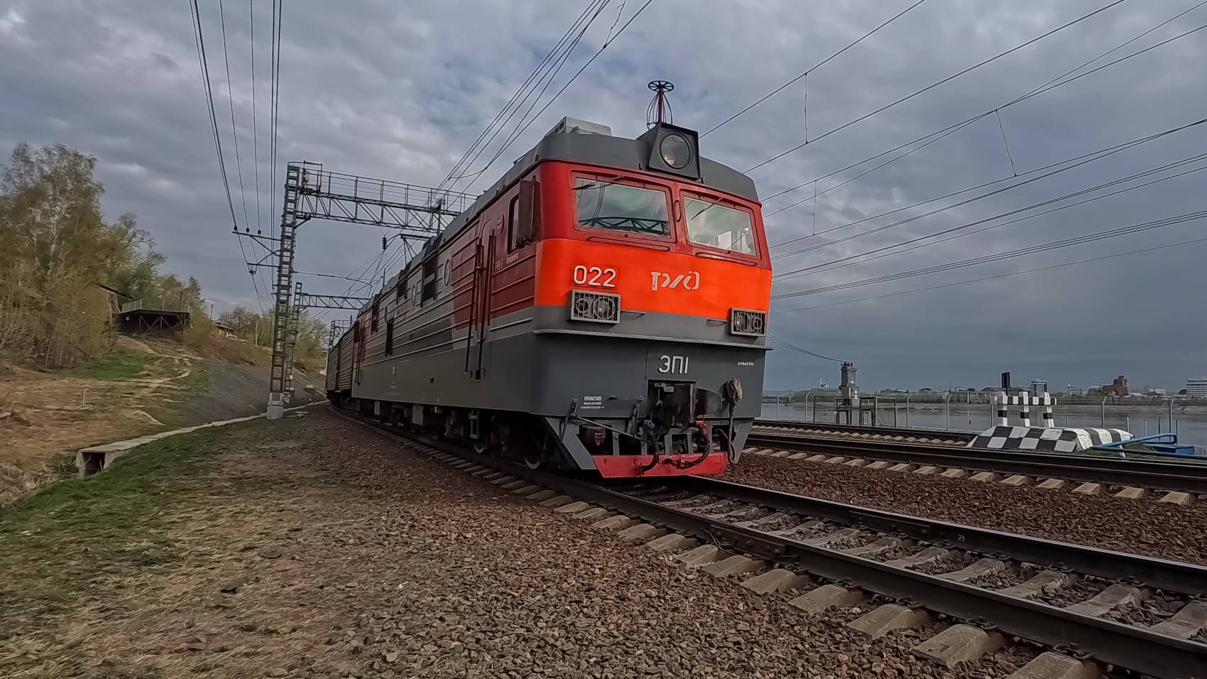 ЭП1-022. Москва-Владивосток.