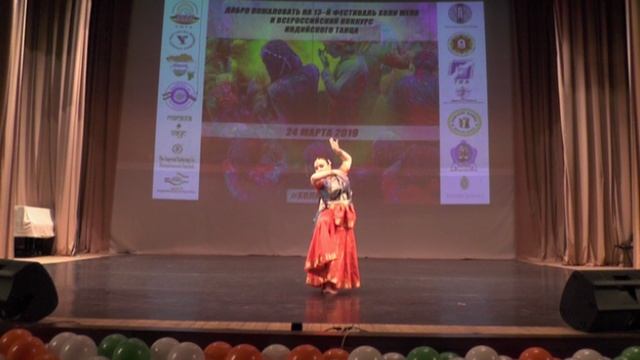 Биджури Чамке | Хаял | Тарана | Таал Тинтаал | Катхак | Эльвира Шарма | Холи Мела | Москва Россия