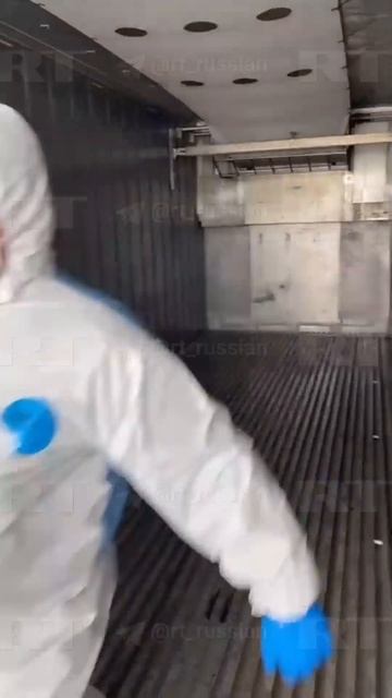 Кадры передачи Украине тел ещё 1200 военных ВСУ в рамках договорённостей, заключённых в Стамбуле...
