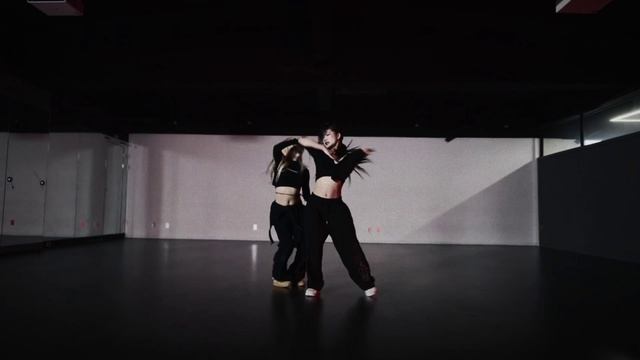 ALiEN _ KUURO - SNAKES & LADDERS(FT.BIANCA) (EUANFLOW, KEIMI choreo. REHEARSAL)
