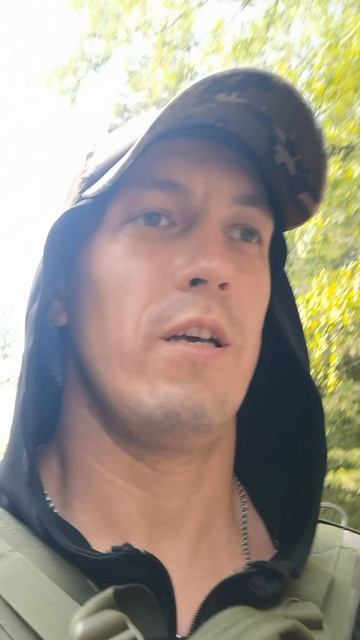 Надоело бегать, ходим в гору 👍👌💪🤪
Рюкзак утяжелители  в моем случае 10 кг. Расстояние 110м.😝