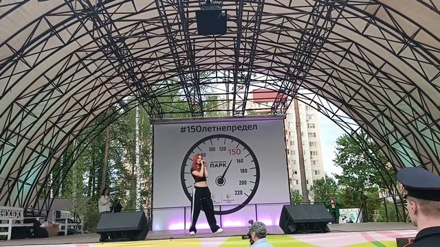 Алиса Трифонова (Участница Голос Дети). 
Заберай меня скорей.....