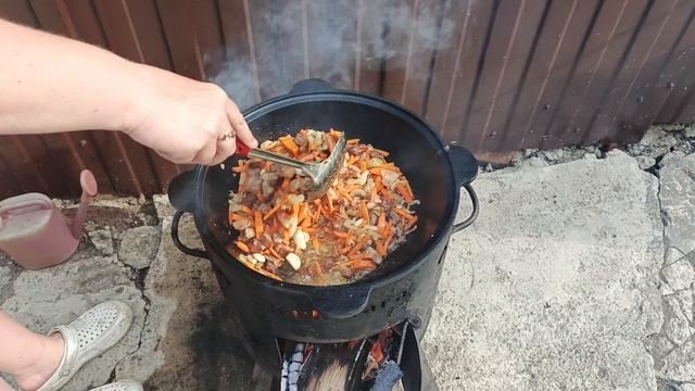 Это блюдо ни заставит себя долго ждать,(лучше делать из индбшинного мяса)