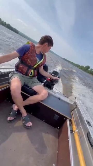 Срабатывает отсечка на 4000