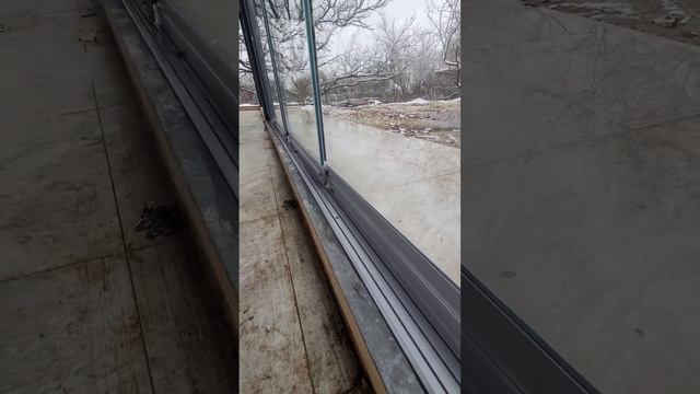 Безрамное остекление в беседке по технологии ФАХВЕРК, строительство в Саратове.