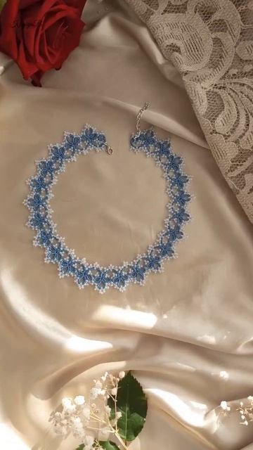 Нежное колье фриволите