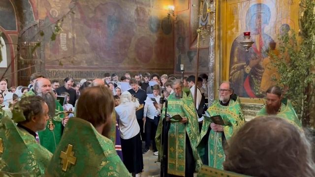 ОБЩИЙ МОЛЕБЕН С АКАФИСТОМ ПРЕСВЯТОЙ ТРОИЦЕ ПСТГУ И МДА В ТРОИЦЕ - СЕРГИЕВОЙ ЛАВРЕ