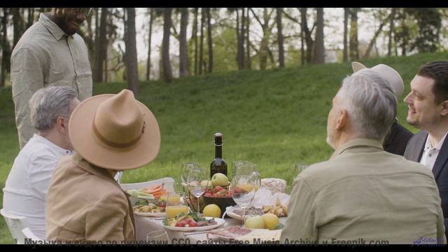Это видео - как глоток свежего зимнего воздуха! - Waterfall -- Omura -- The Whales Bay