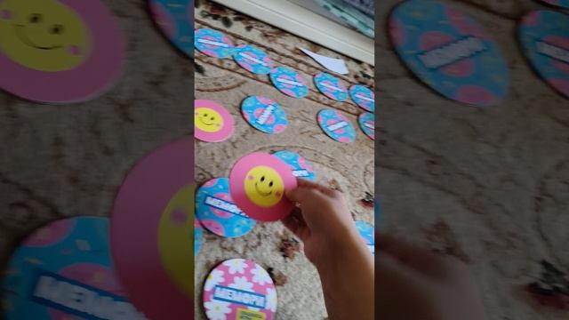 Боря и Фёдор играют в круглое МЕМО полия
