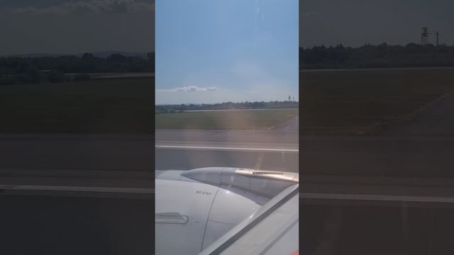 Взлёт авиакомпания Turkish airlines рейс Манчестер-Стамбул