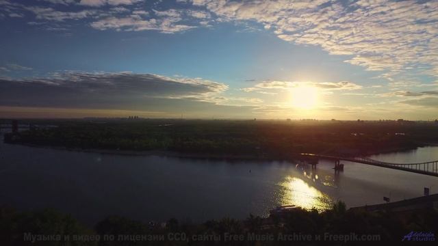 Ощущение полёта не покидает всё время просмотра - Away -- Satellite State -- Collective