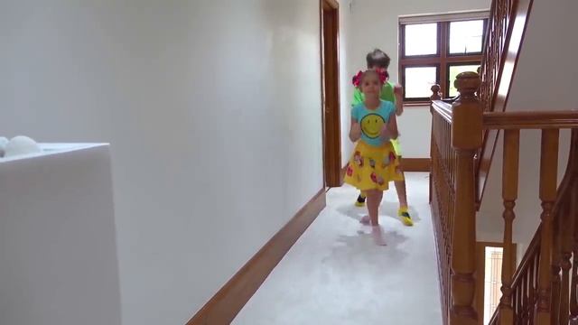 Мисс Кэйти и Мистер Макс (Miss Katy) Кэти и ее приключения с надоедливыми мухами