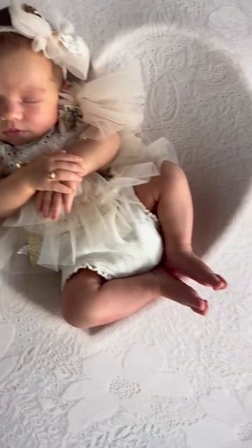 Сердечко для фотографов новорожденных из натурального дерева  #ньюборн #newbornphotography #newborn