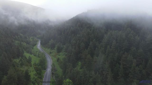 Музыка растворяет в себе вместе с пейзажами - Horsey -- Overhill Ln -- OPULENT