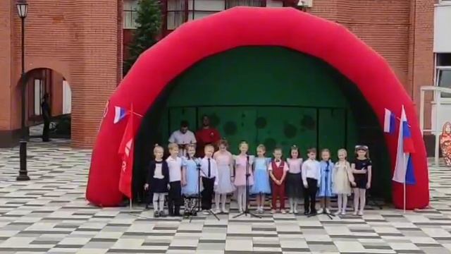 Дошкольники 1505 выступили на площадке окружного фестиваля Многоцветные России
