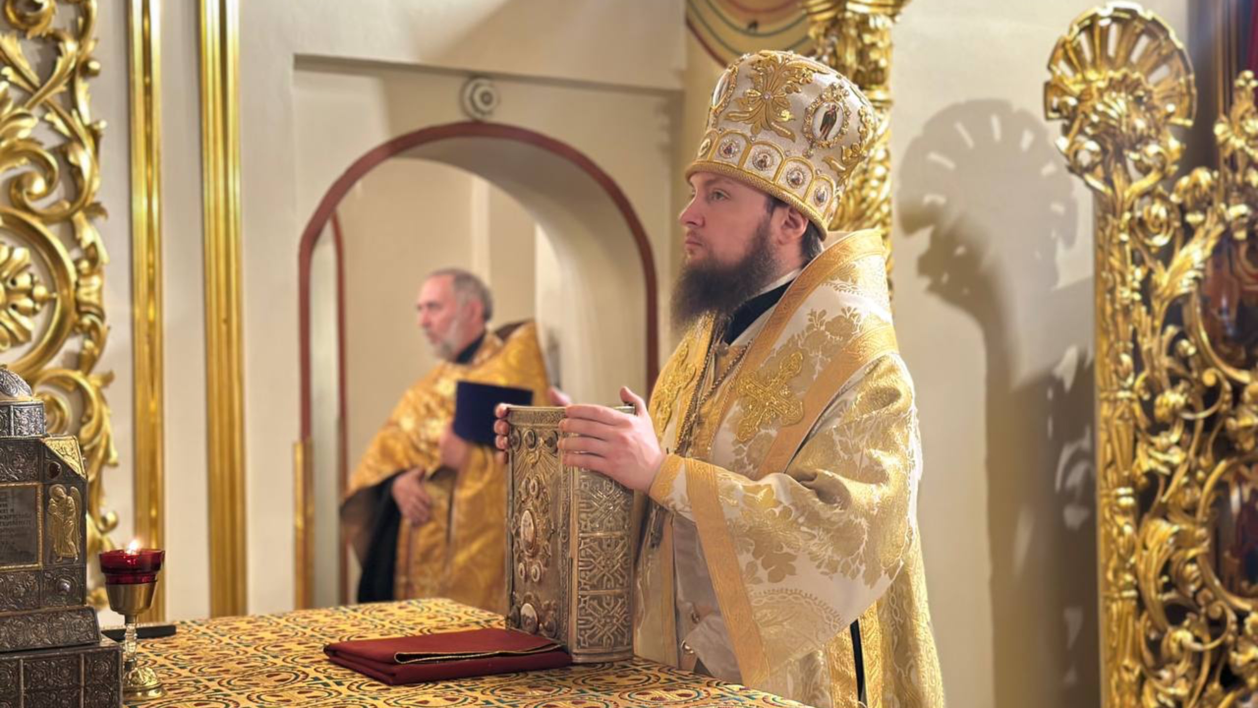 Проповедь за Божественной Литургией в неделю 1-ю по Пятидесятнице, Всех святых