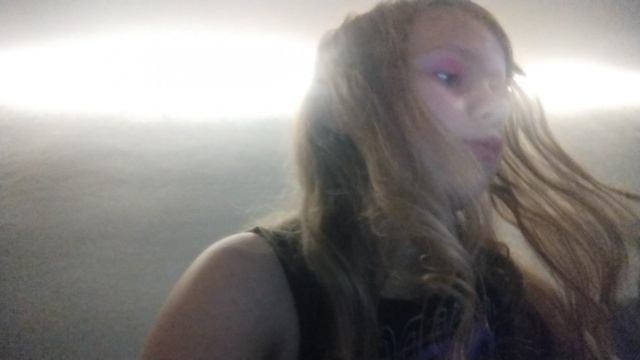 VID_20250615_214323.mp4