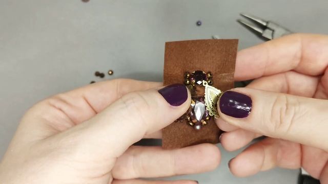 DIY Серьги мотыльки на праздник. Как вышить красивые серьги из кристаллов и филиграни