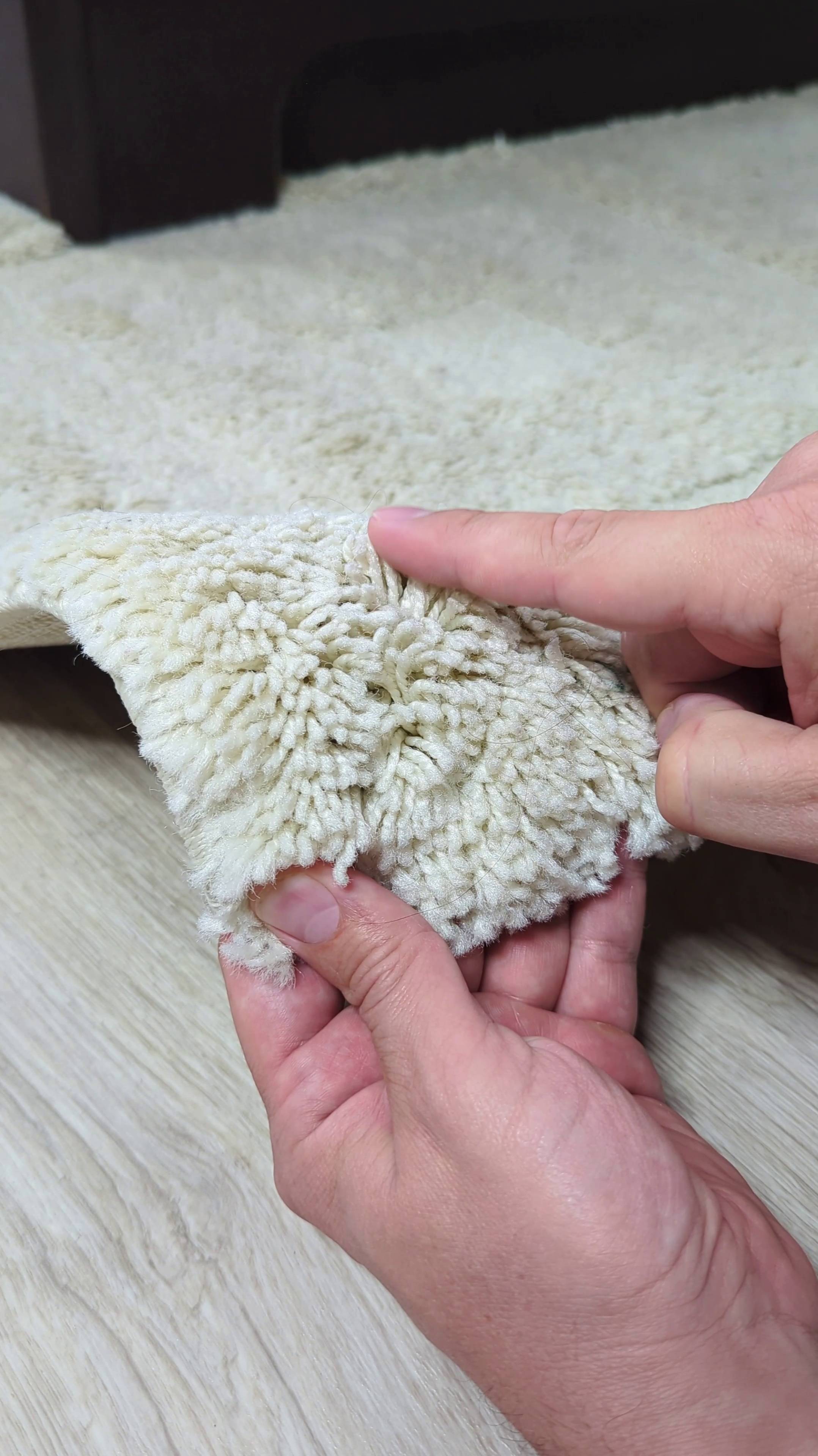 Продавец дорогих ковров поделился хитростью!