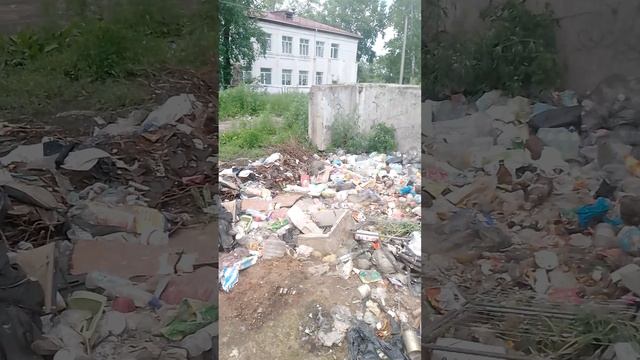 Куда смотрит? Наша природа охранная прокуратура? Везде полный хаос,а наша глава администрации,пол д!