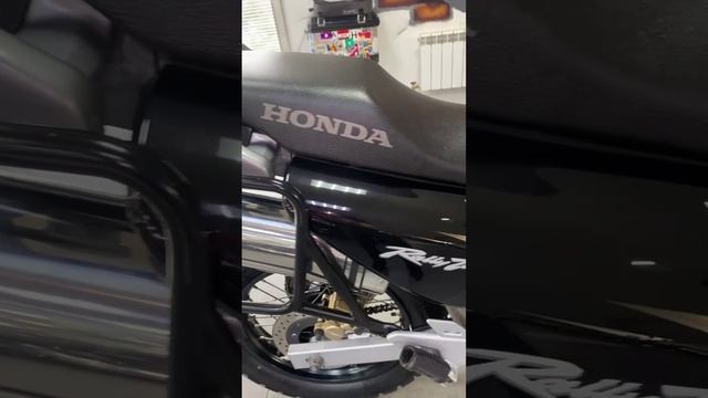 Honda XL650V 2004 черный