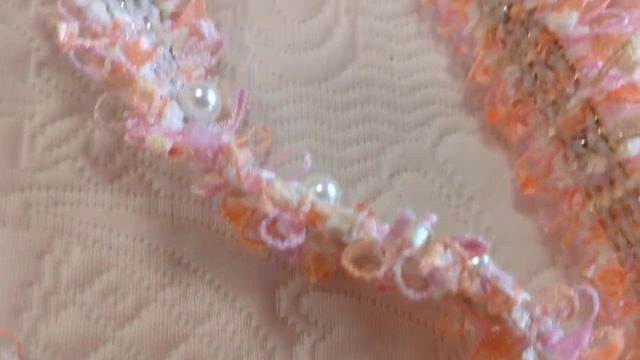 Тесьма с жемчугом коралловая д 1454
