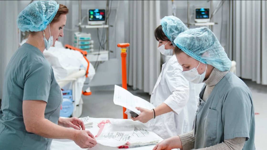 Шесть детей пострадали в результате атаки дрона в Донецке