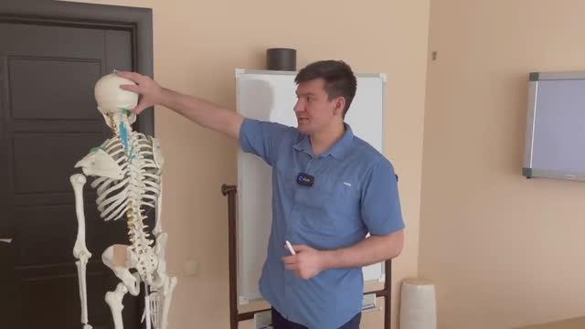 Делал это упражнение, теперь вижу без очков так хорошо что зрение стало лучше