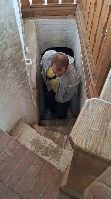 Папа поднимается из Подземелья с узким проходом🥰🌞🔥