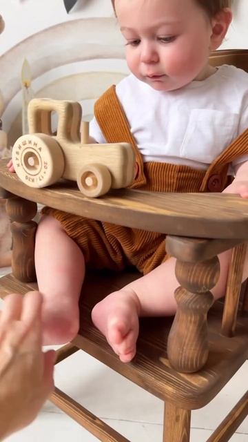 Стульчик из дерева со съёмной перекладиной - 5800 руб. Автор ролика: https://rostvspb.ru/