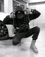 первый стрим# делаю задания кто подпишится