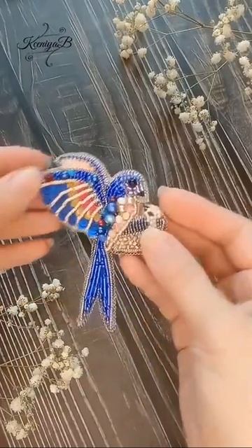 Брошь Ласточка