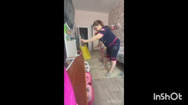 Махи руками