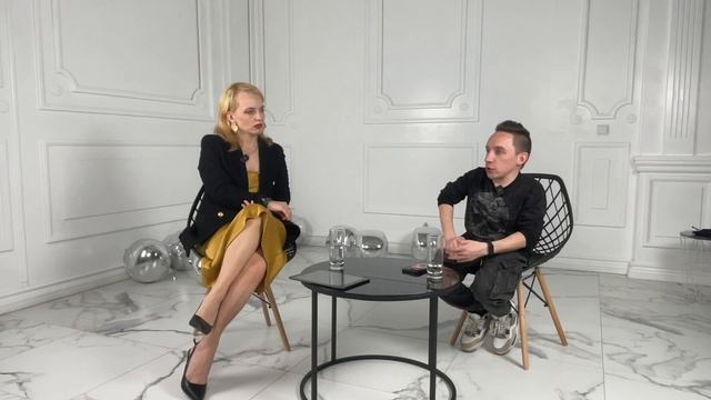 Часть:3 Булинг в детстве и путь к звездной жизни , комментирует Иван Филипов
