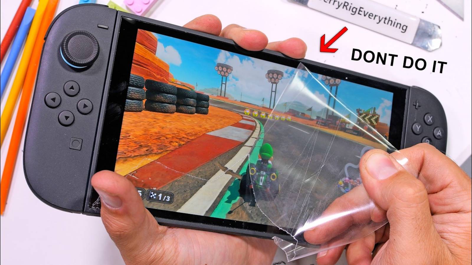 Они сказали мне не делать этого... - Разборка Nintendo Switch 2 | JerryRigEverything