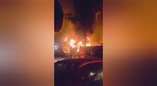 💥⚡Иран возобновил обстрел Израиля. Иранская ракета попала в город Хайфа, часть ракет сбивает ПВО.